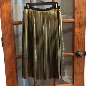 BB Dakota Metallic Skirt